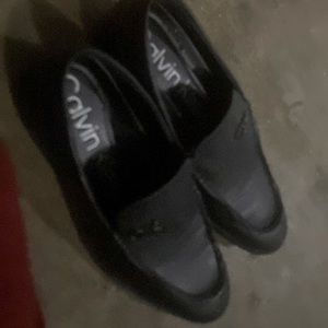 Kobe Bryant tha Man at Tha throne right under M.JONE OF THA GREATEST WE’VE SEEN.